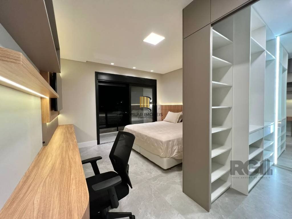 Casa de Condomínio 4 dormitórios no bairro Centro