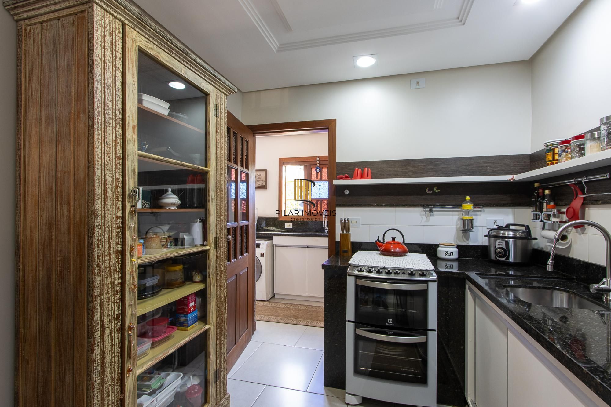 Casa 3 dormitórios com suíte master, terraço e 186m² no Lagos de Nova Ipanema