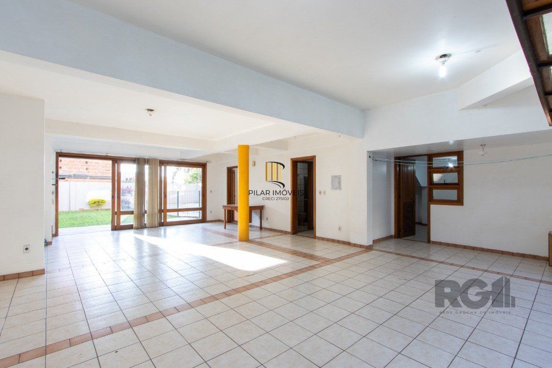 Casa 3 dormitórios no bairro Ipanema