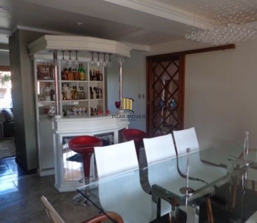 Casa 3 dormitórios no bairro Espírito Santo