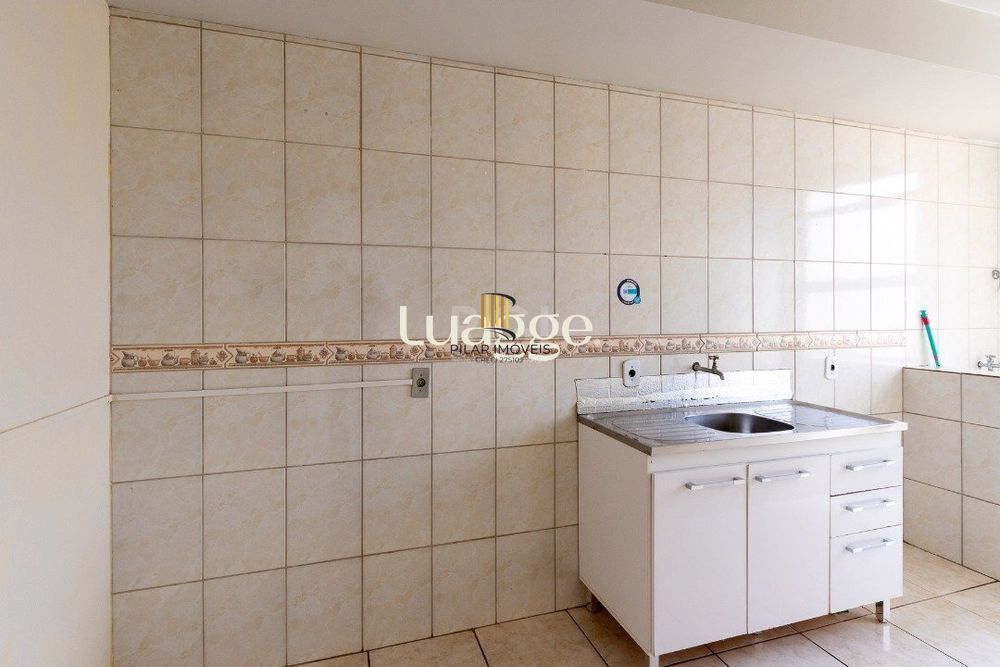 Apartamento de 2 dormitórios, andar alto, ótima incidência de luz natural, garantindo ambientes arejados e iluminados