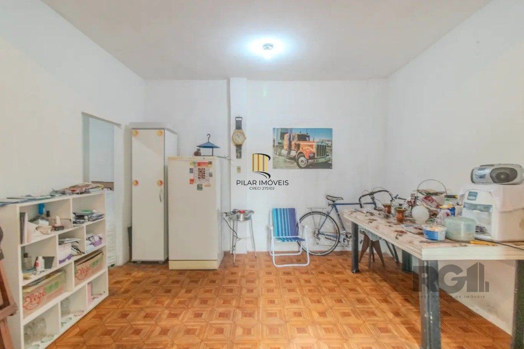 Casa para Venda - 251m², 5 dormitórios, 3 vagas - Nonoai
