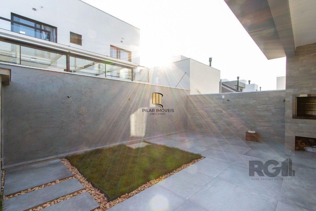 Casa de Condomínio 3 dormitórios no bairro Hípica