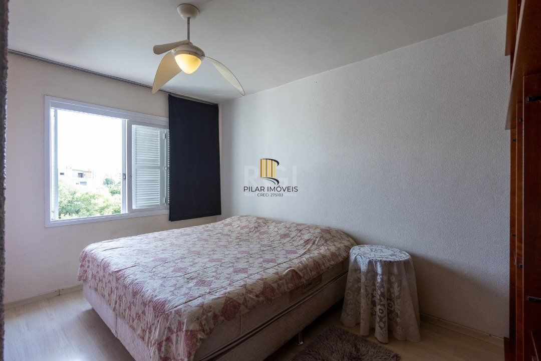 Ótima cobertura no bairro Nonoai, com aproximadamente 135m² de área privativa, 02 dormitórios