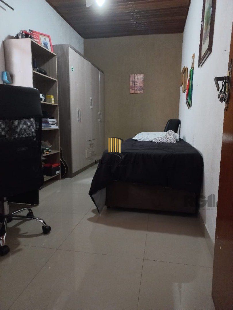 Casa 2 dormitórios com piscina na Vila Nova Porto Alegre