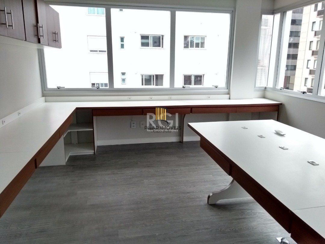 Conjunto/Sala para Venda - 39.83m², 0 dormitórios, 1 vaga - Petrópolis