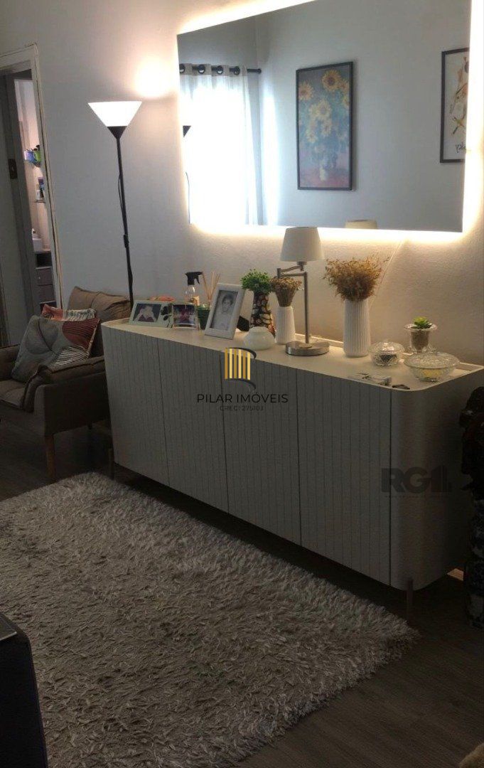 Apartamento semi mobiliado
