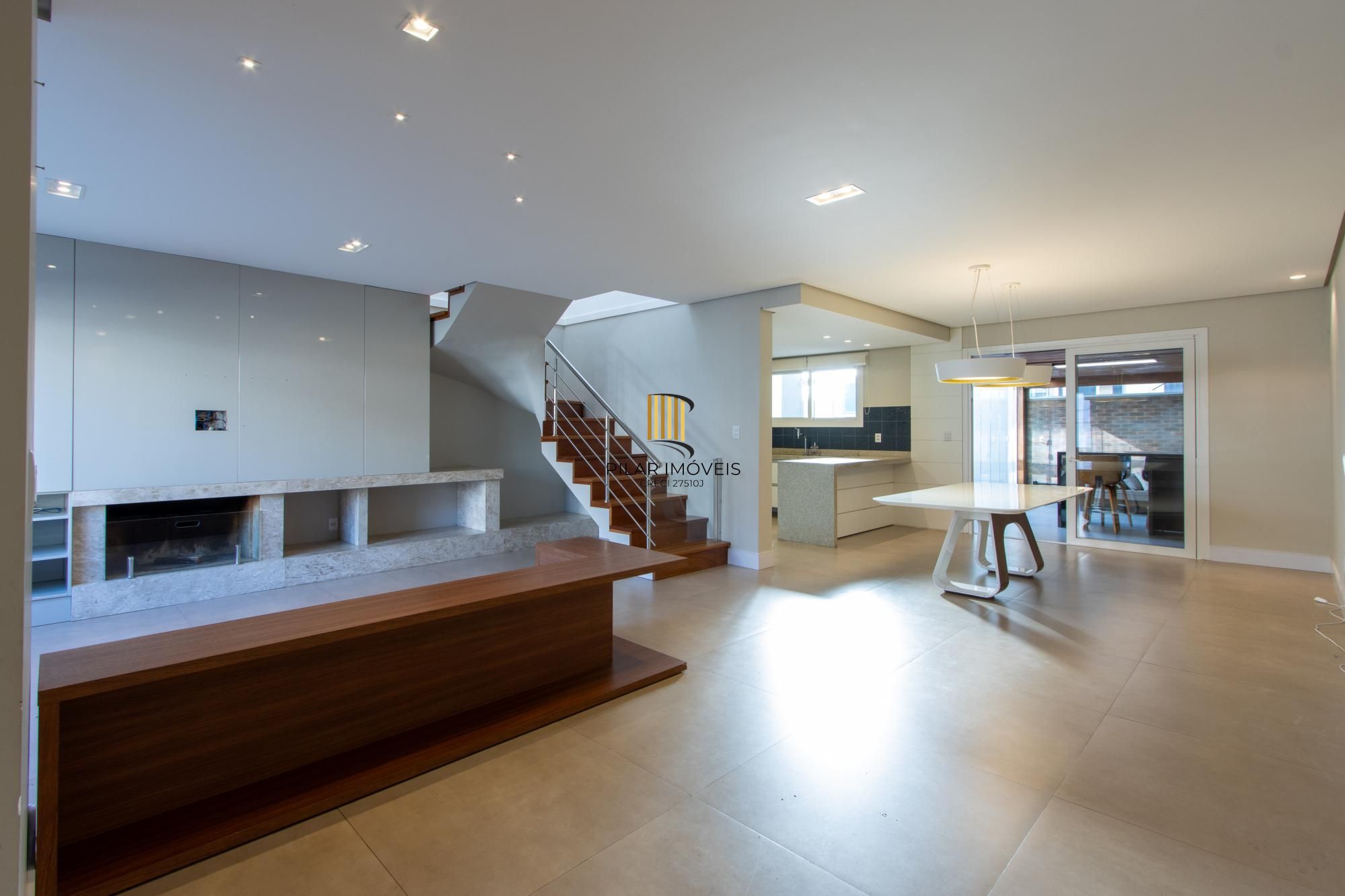 Casa em condomínio