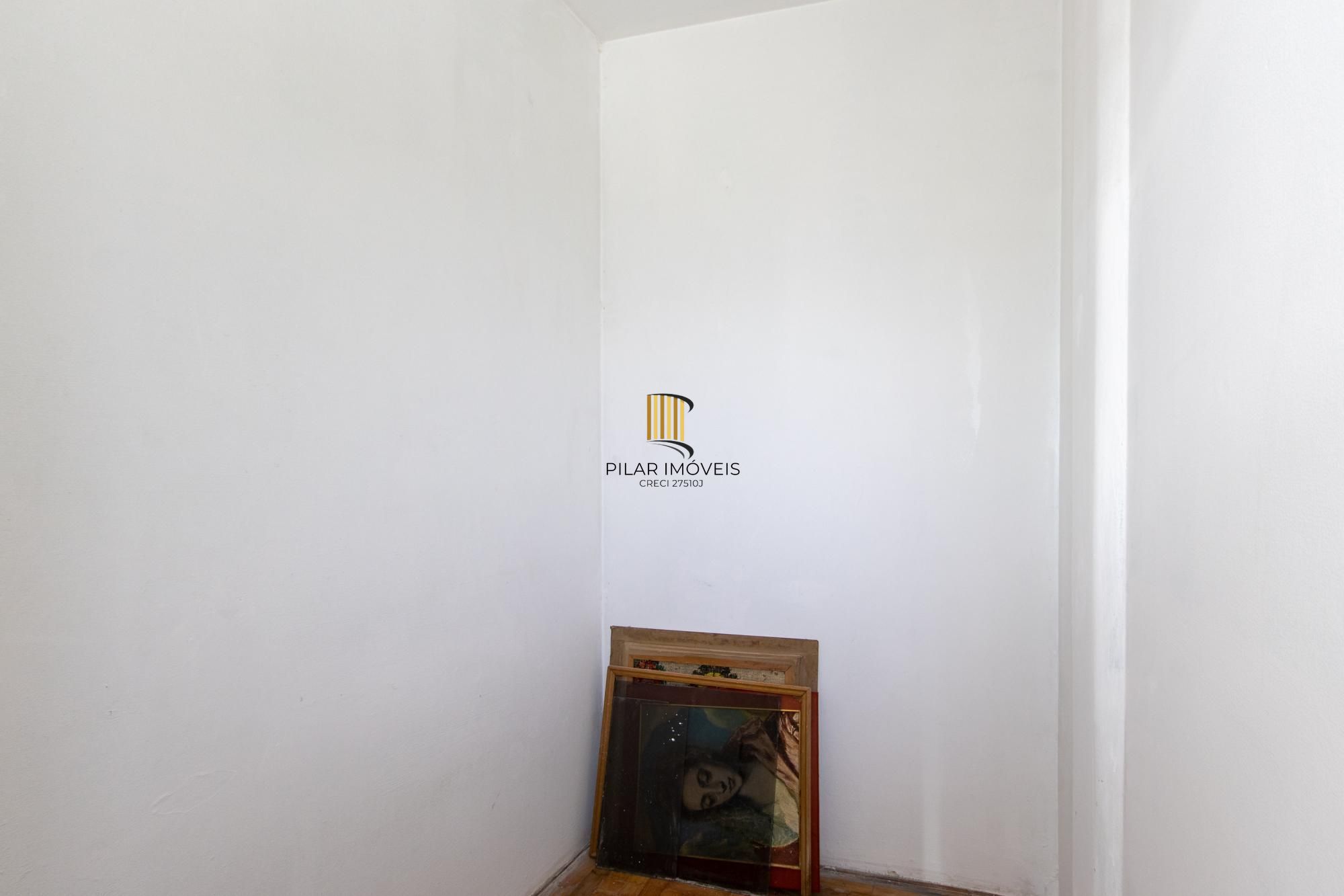 Apartamento para Venda - 238m², 3 dormitórios, sendo 1 suites, 1 vaga - Floresta