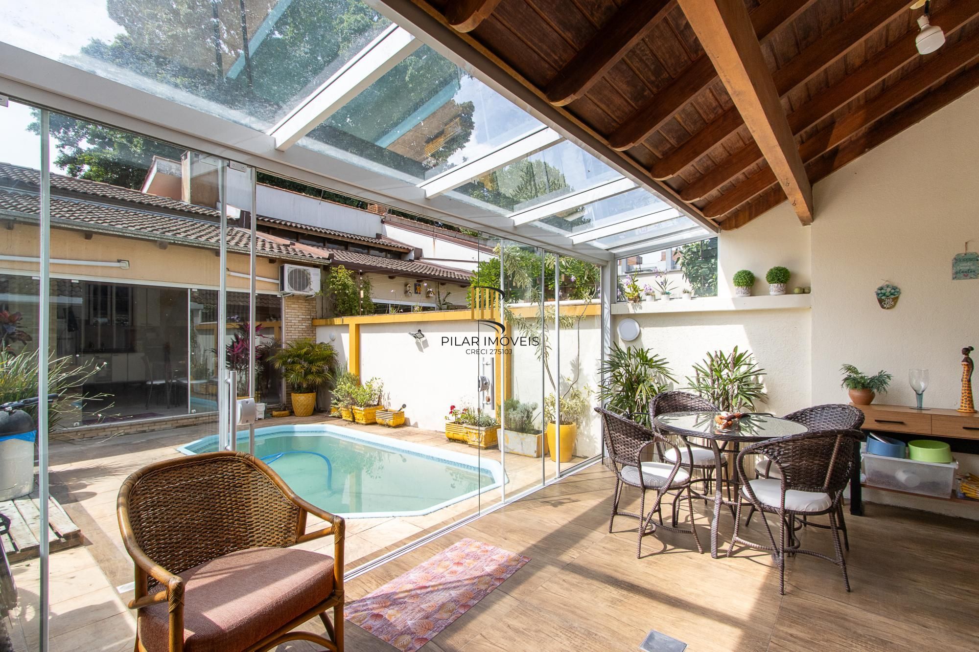 Casa de Condomínio 3 dormitórios no bairro Tristeza