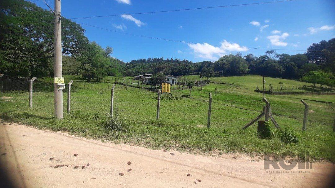 Sítio 3 dormitórios no bairro Branquinha