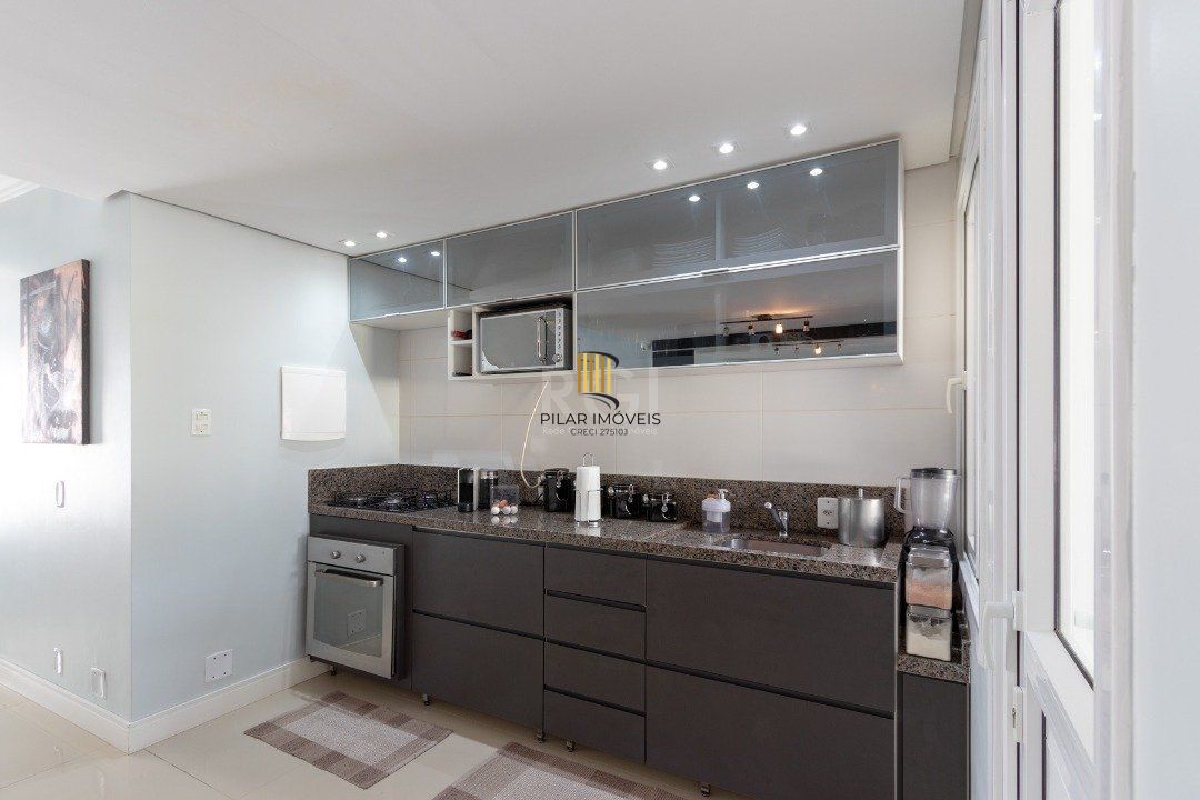 Casa para Venda - 168m², 3 dormitórios, sendo 1 suites, 2 vagas - Imperial Park