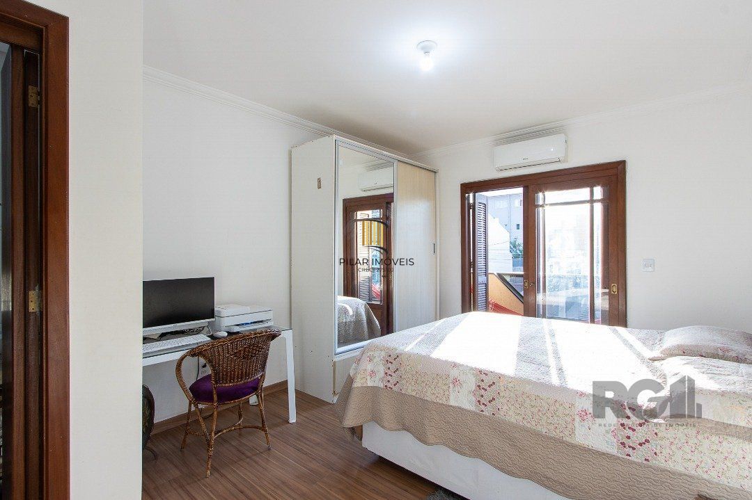 Casa 3 Dormitório(s) Bairro Hípica