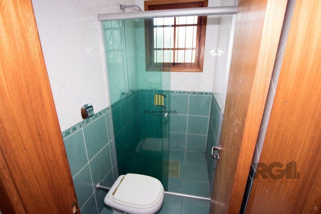 Sobrado com 6 suites, lareira, lavabo, pátio - Bairro Belém Velho