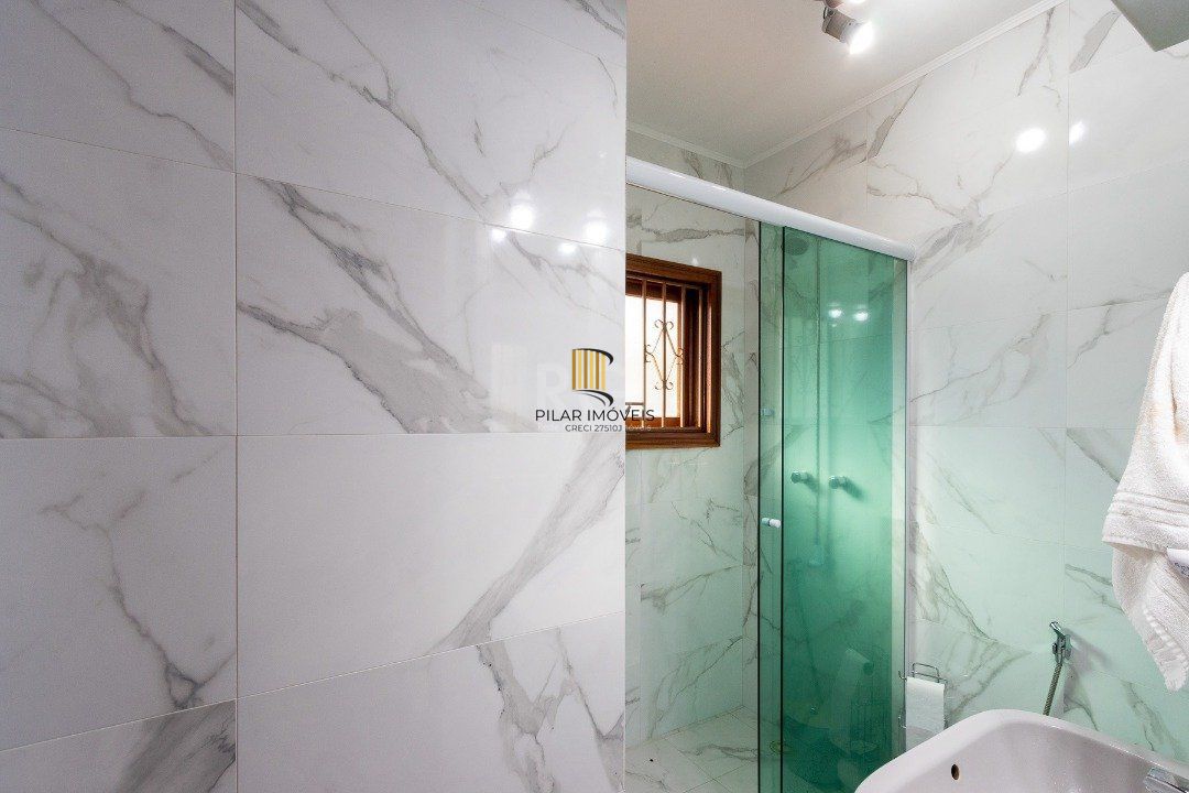Casa Condominio para Venda - 386m², 3 dormitórios, sendo 2 suites, 2 vagas - Espirito Santo