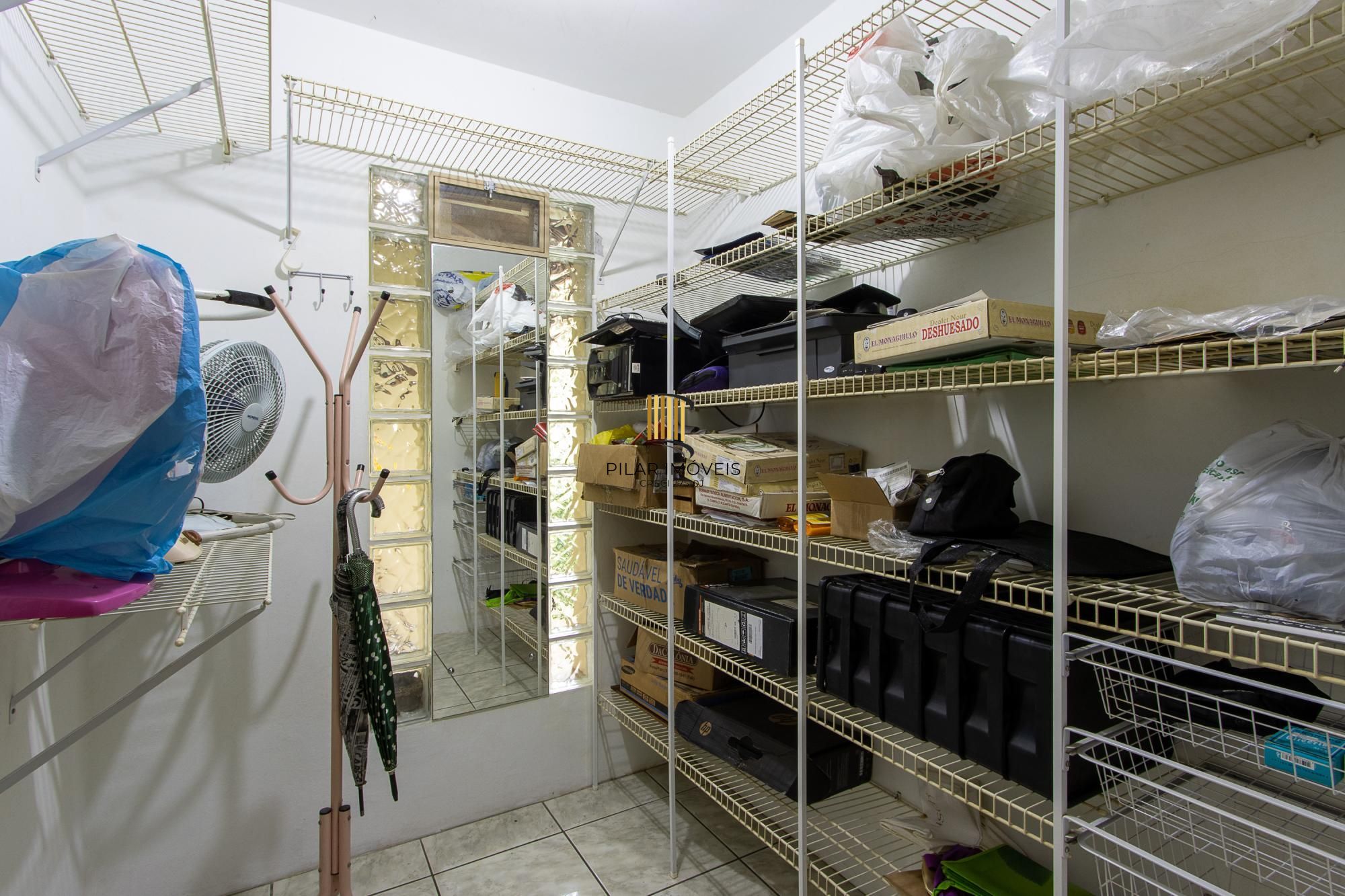 Casa térrea, nova, 3 quartos, 1 suite - Bairro Belém Velho