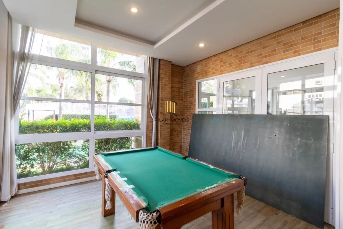 Apartamento à venda com 70m², 2 quartos e 1 vaga no bairro Jardim Botânico