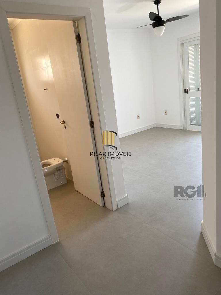 Casa 5 dormitórios no bairro Atlântida