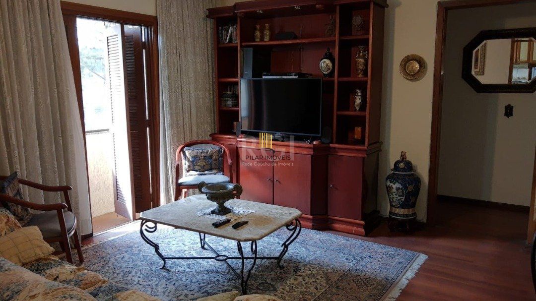 Cobertura para Venda - 182m², 4 dormitórios, sendo 1 suites, 2 vagas - São João