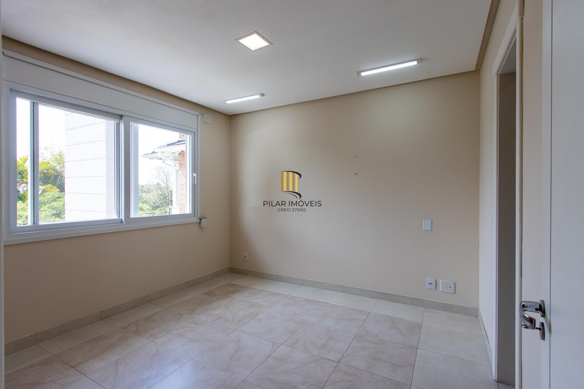 Casa de Condomínio 4 dormitórios no bairro Belém Novo