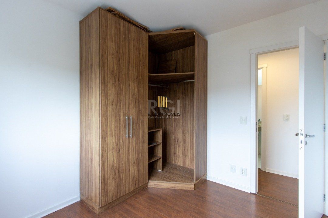 Apartamento para Venda - 69.64m², 2 dormitórios, sendo 1 suites, 1 vaga - Tristeza