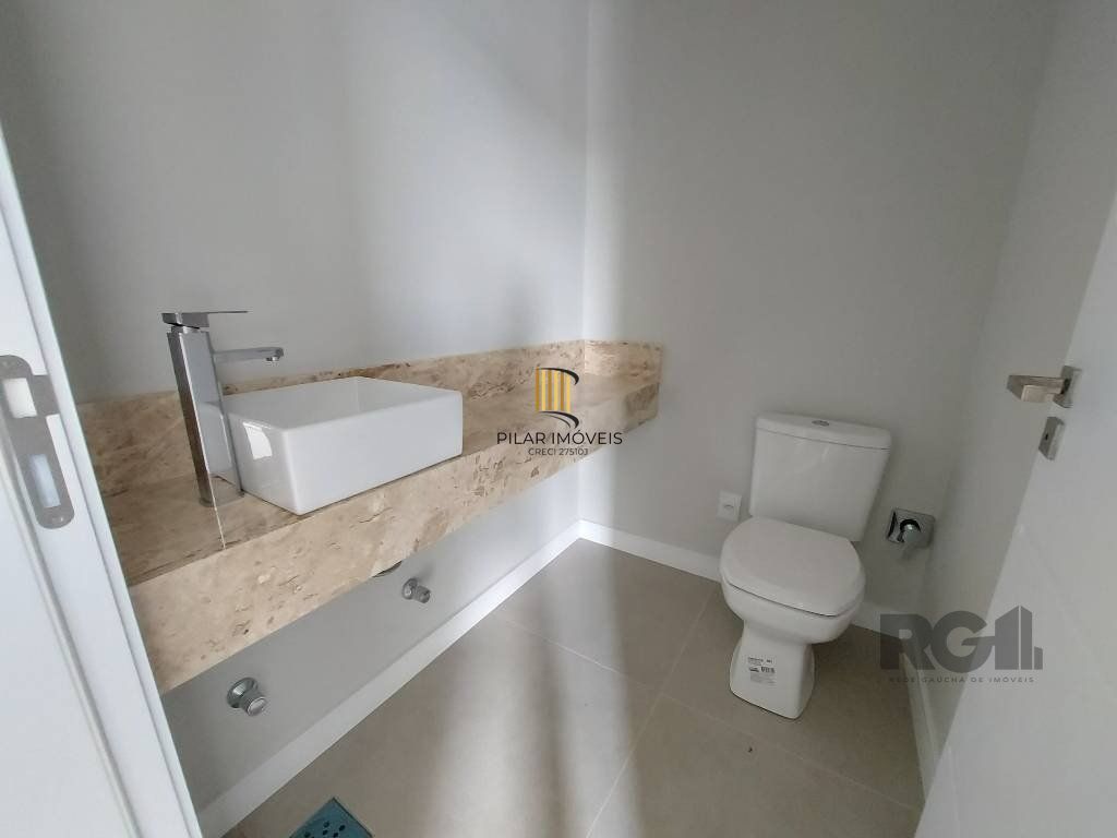 Casa de Condomínio 4 dormitórios no bairro Centro