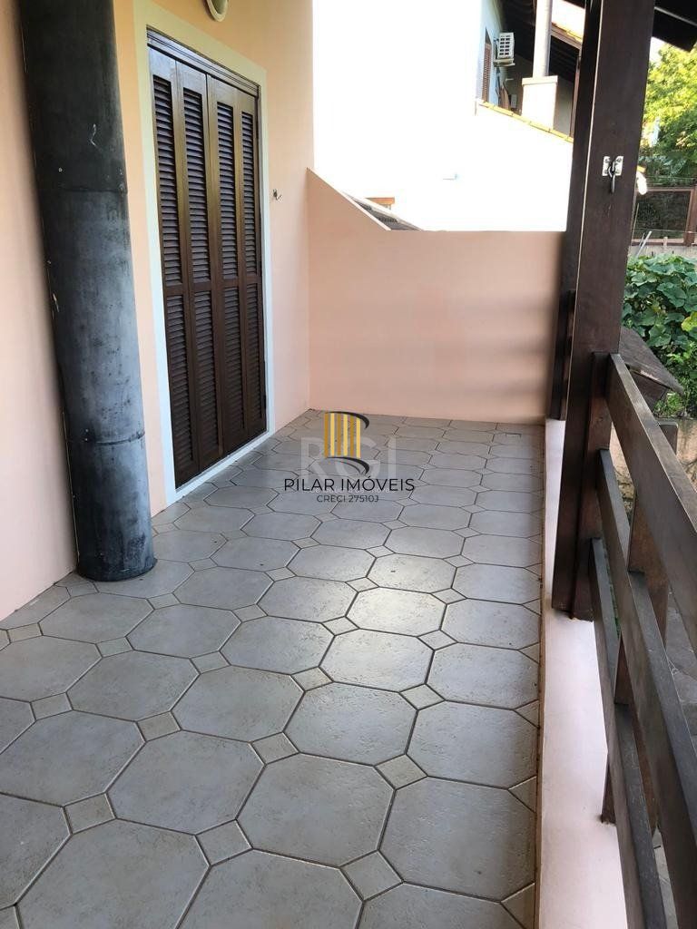 Casa de Condomínio 4 dormitórios no bairro Cavalhada