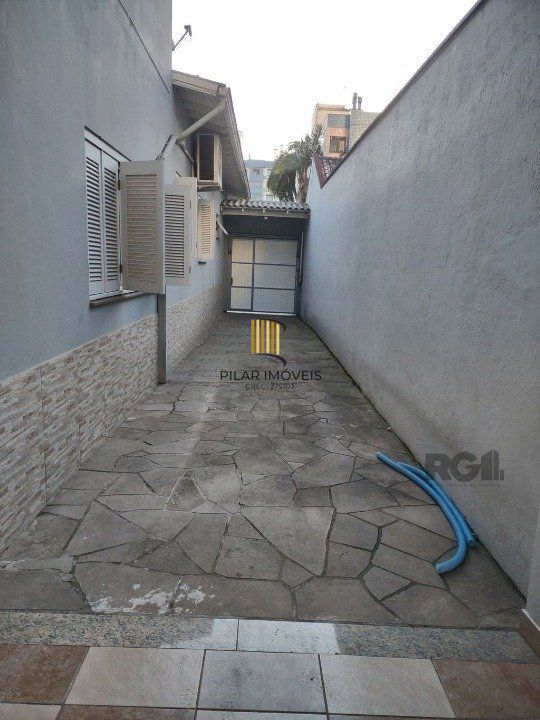 Casa 4 dormitórios no bairro São João