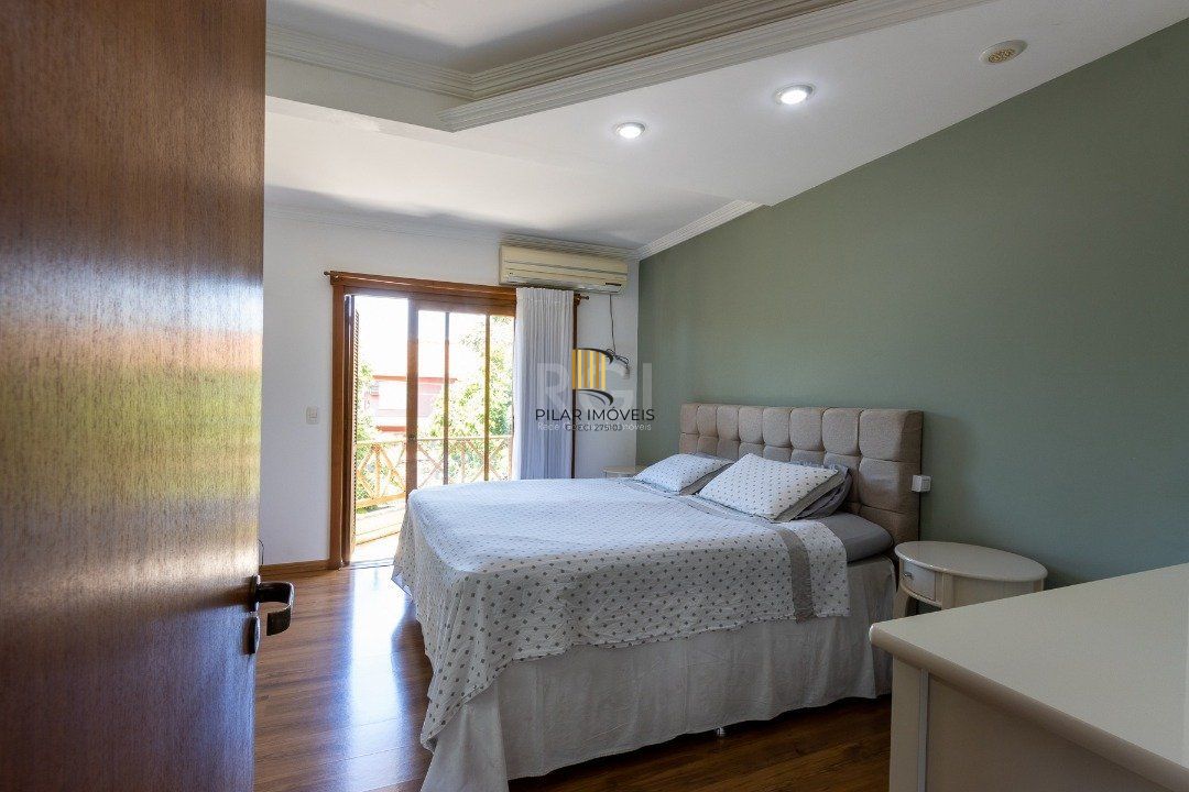 Casa para Locação/Aluguel - 222.26m², 3 dormitórios, sendo 1 suites, 3 vagas - Ipanema