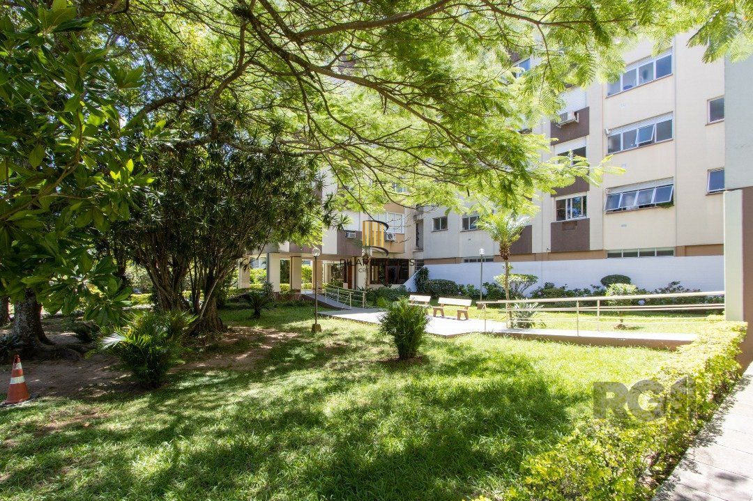 Apartamento 2 dormitórios no bairro Menino Deus