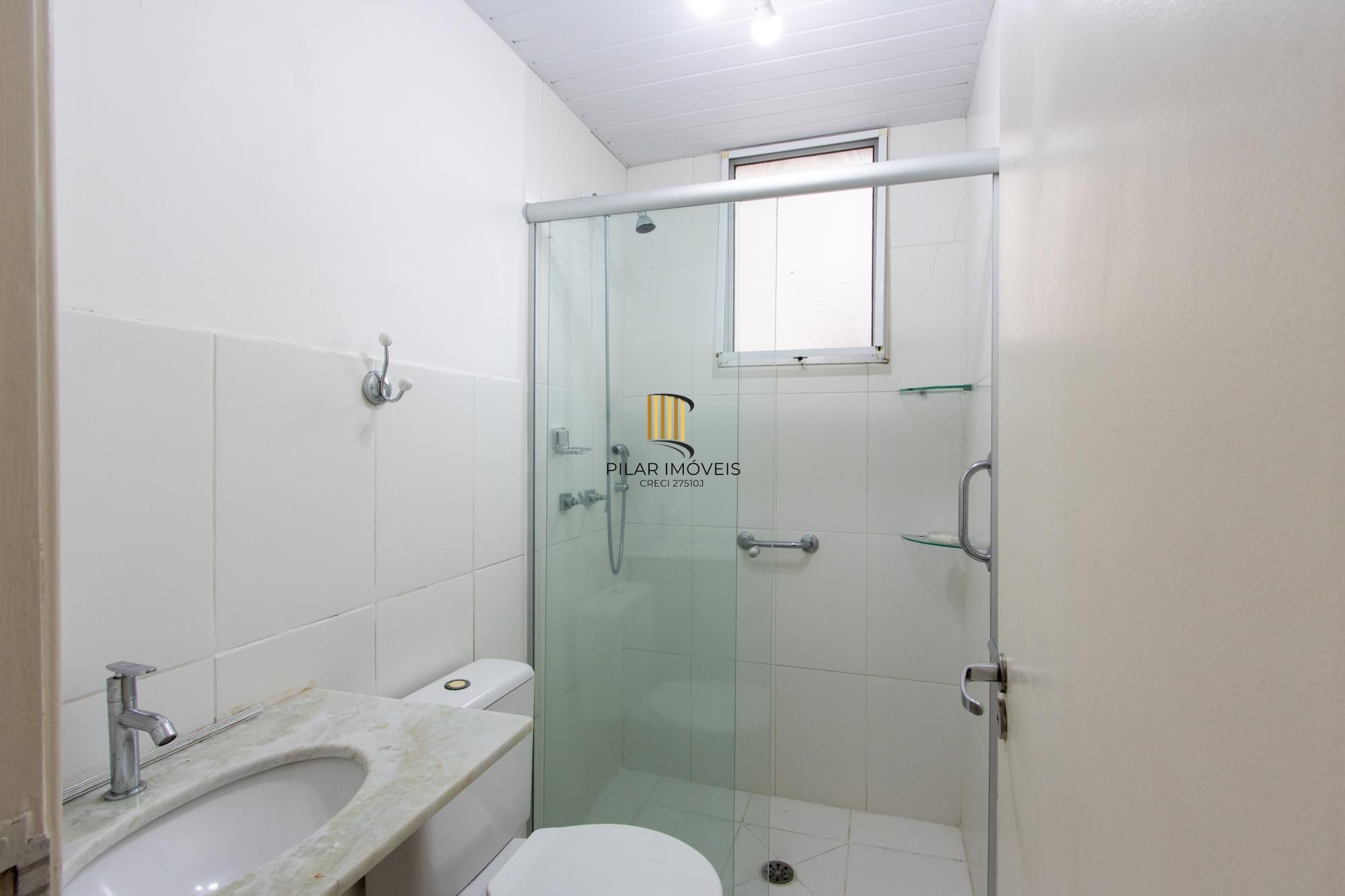 Luagge vende ap 3 dorm na Av Teresópolis