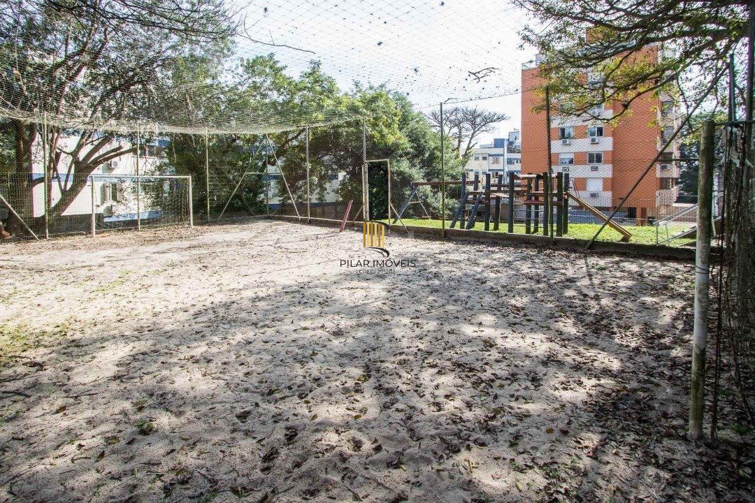Apartamento de 1 dormitório, com vaga de garagem escriturada, próximo da Av. Otto Niemeyer.