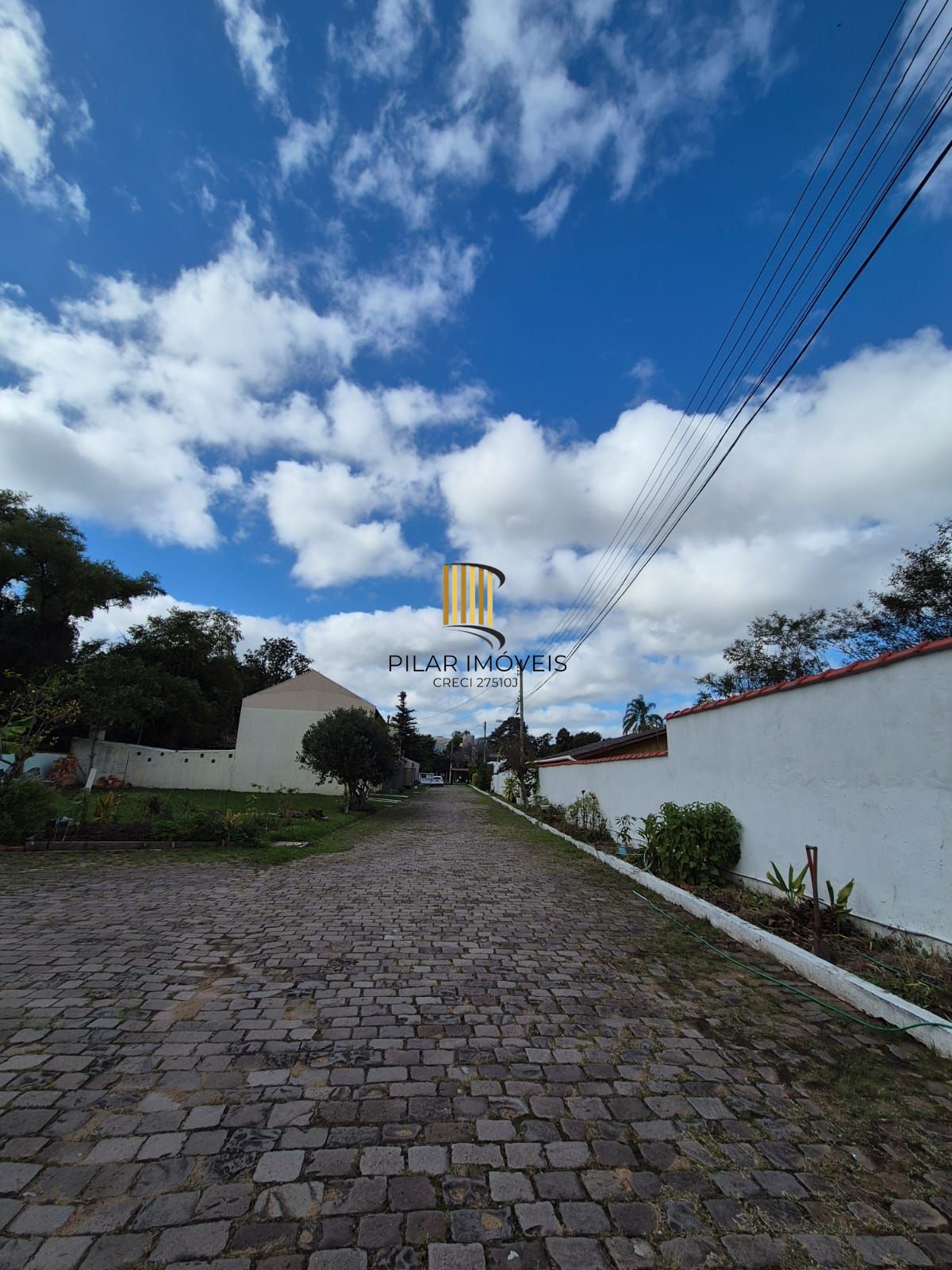 Casa de Condomínio 3 dormitórios no bairro Cavalhada