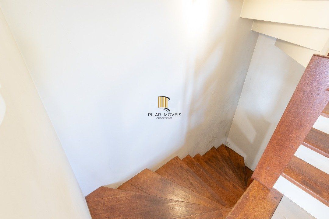 Casa Condominio para Venda - 210.69m², 3 dormitórios, sendo 2 suites, 4 vagas - Jardim Isabel