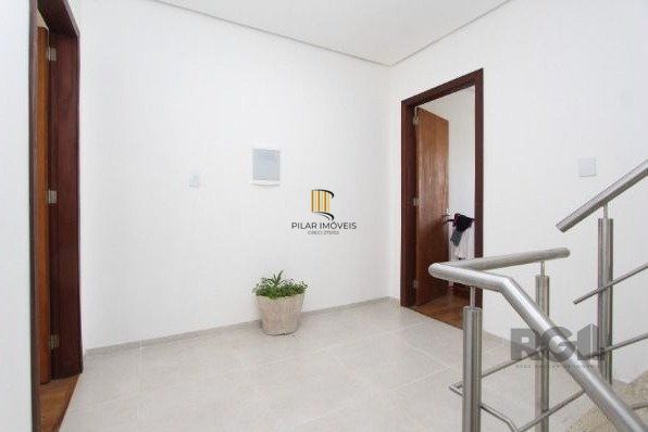 Casa para Venda - 180m², 3 dormitórios, sendo 3 suites, 3 vagas - Hípica