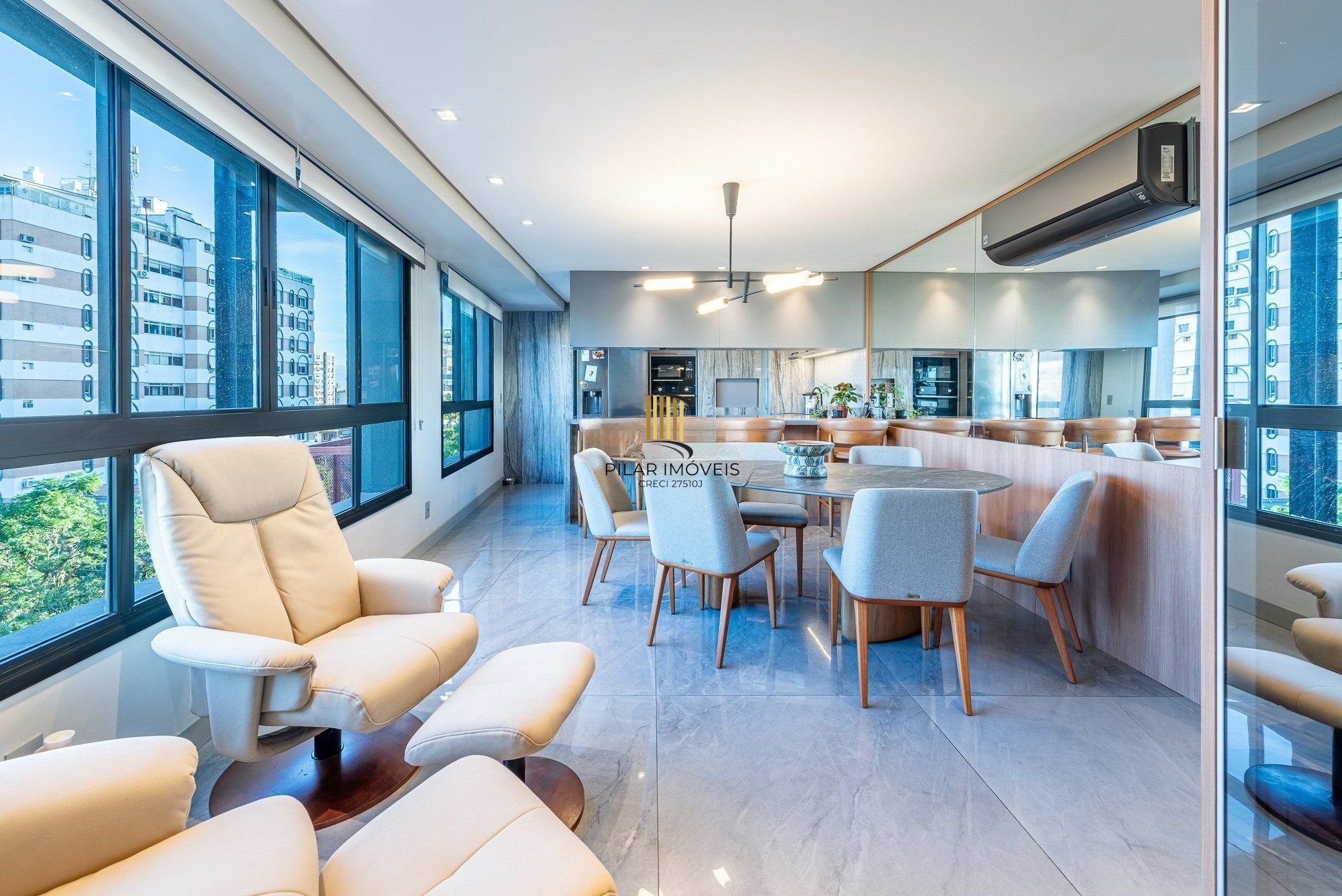 Apartamento de 3 dormitórios sendo 2 suítes