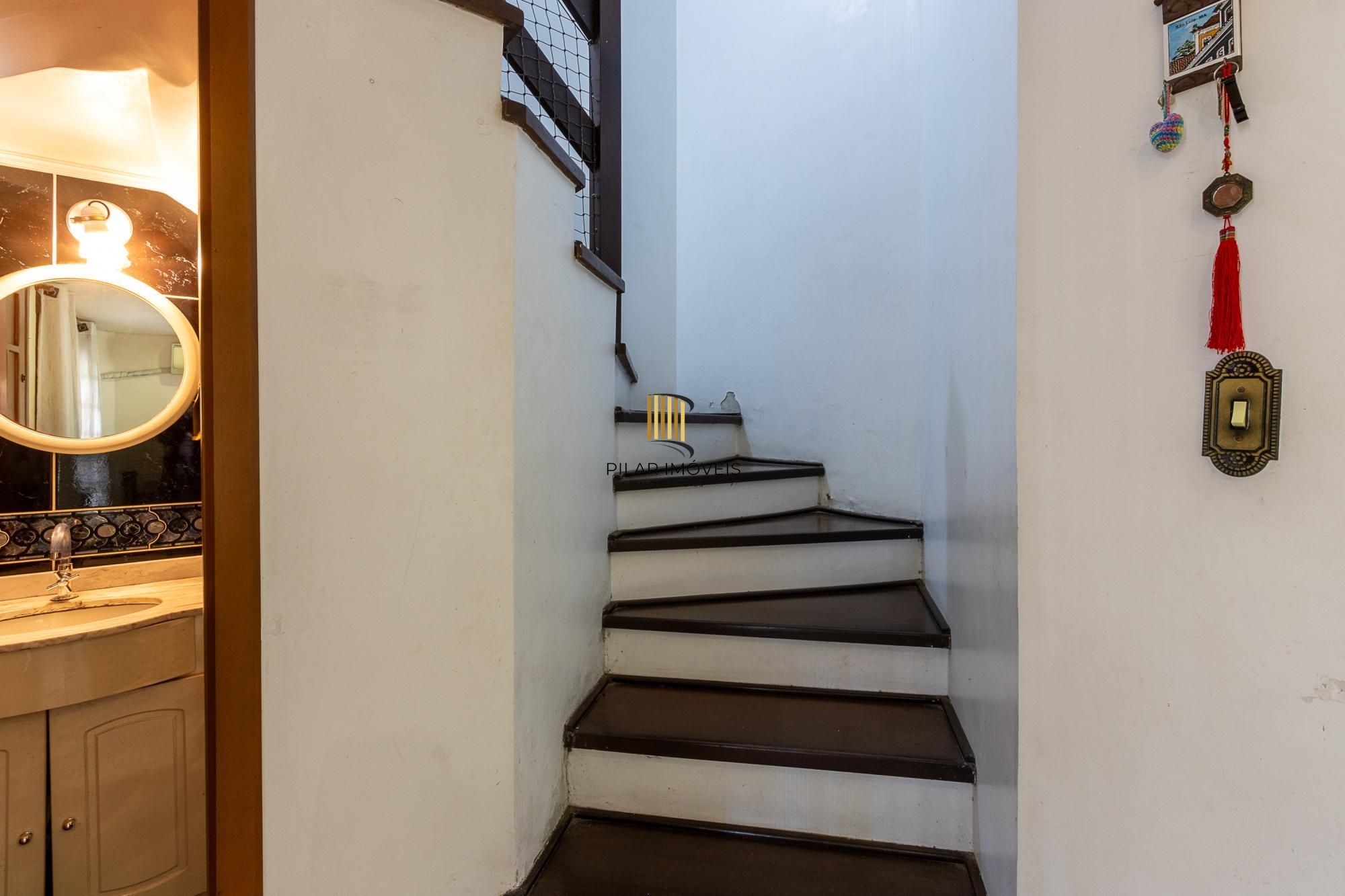 Casa 3 dormitórios no bairro Espírito Santo