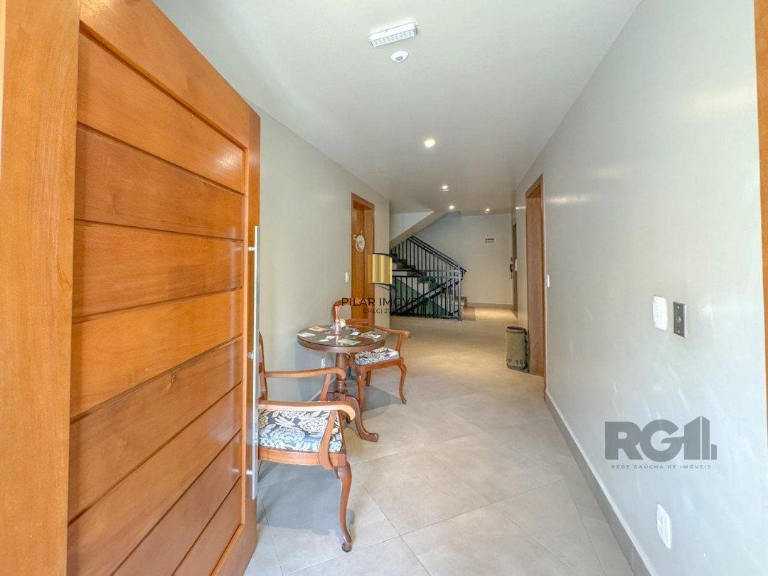 Apartamento 2 dormitórios no bairro Floresta