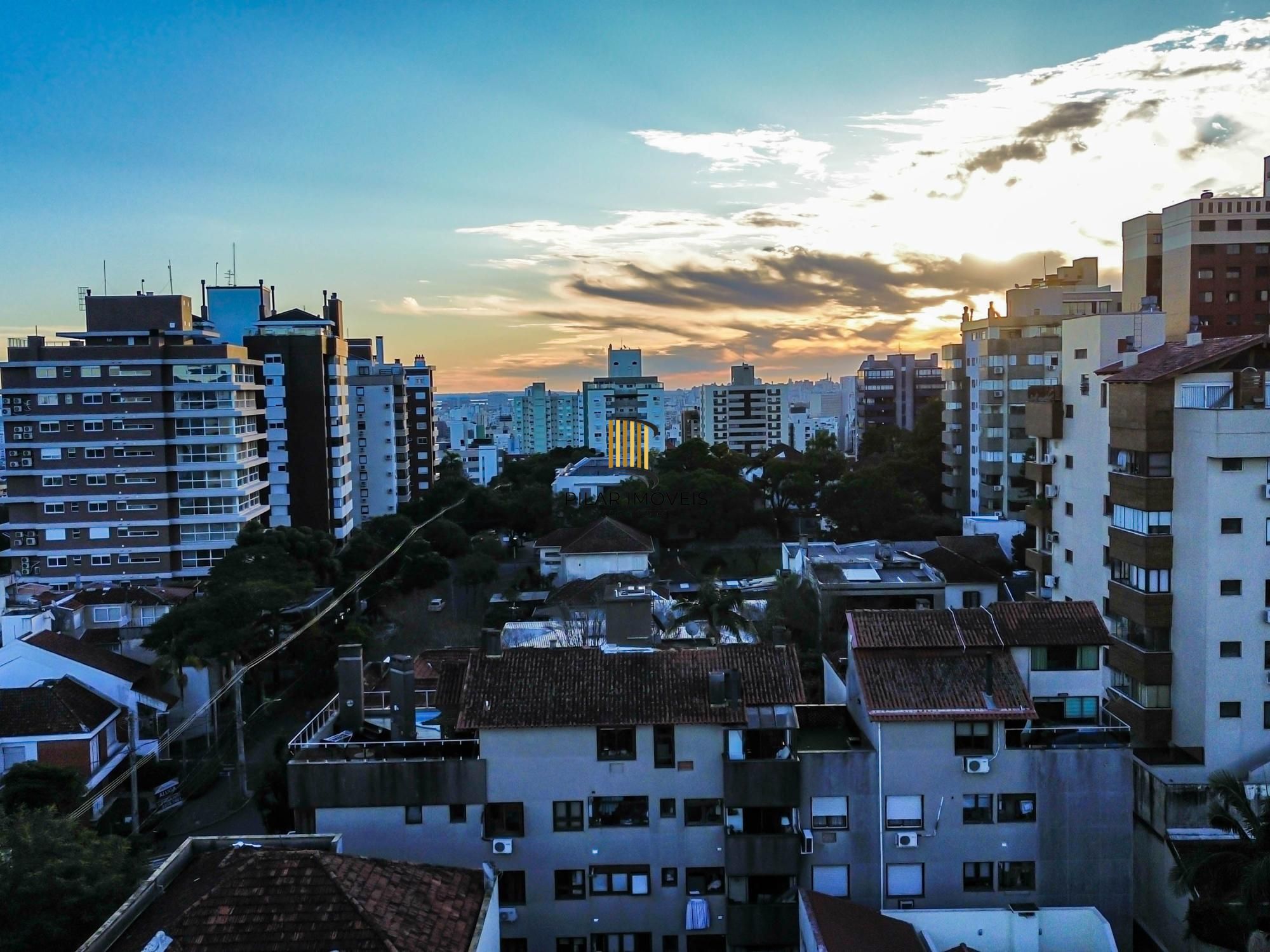 Apartamento Impecável no Petrópolis - 2 D (1 Suíte)