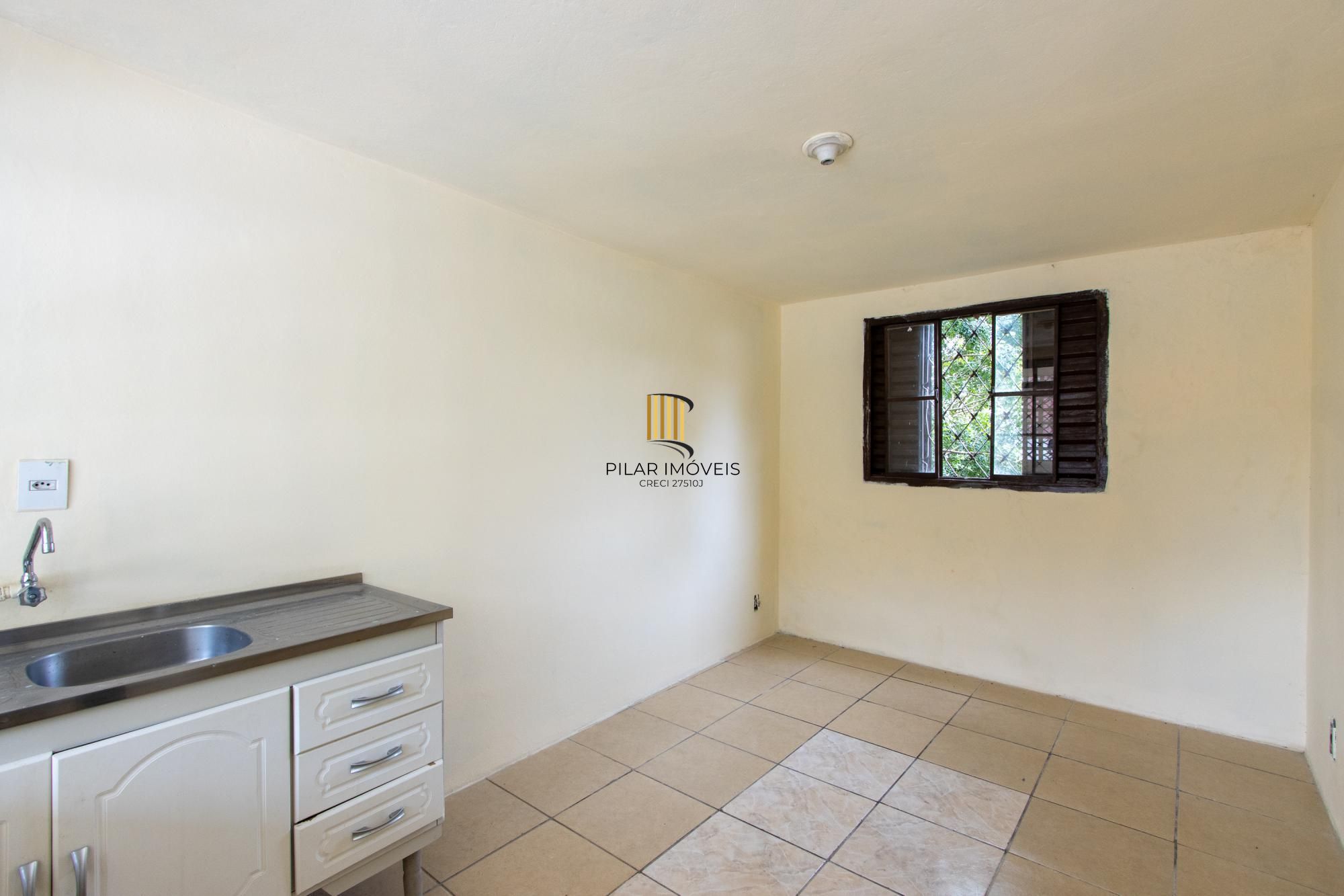 Casa 2 dormitórios no bairro Tristeza