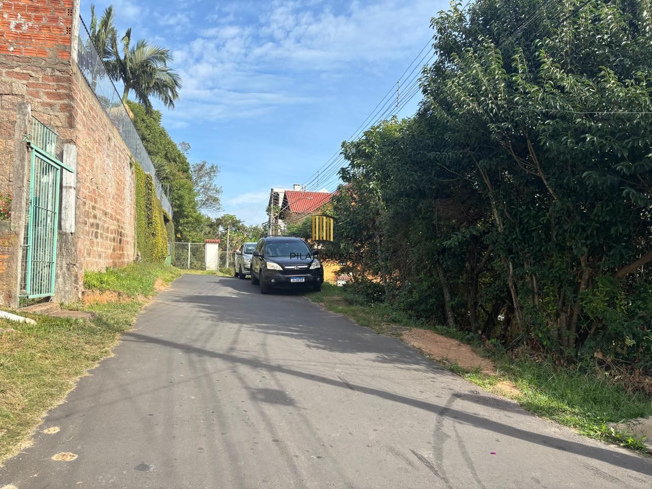 Casa com Amplo Terreno e uma Vista Deslumbrante!!!