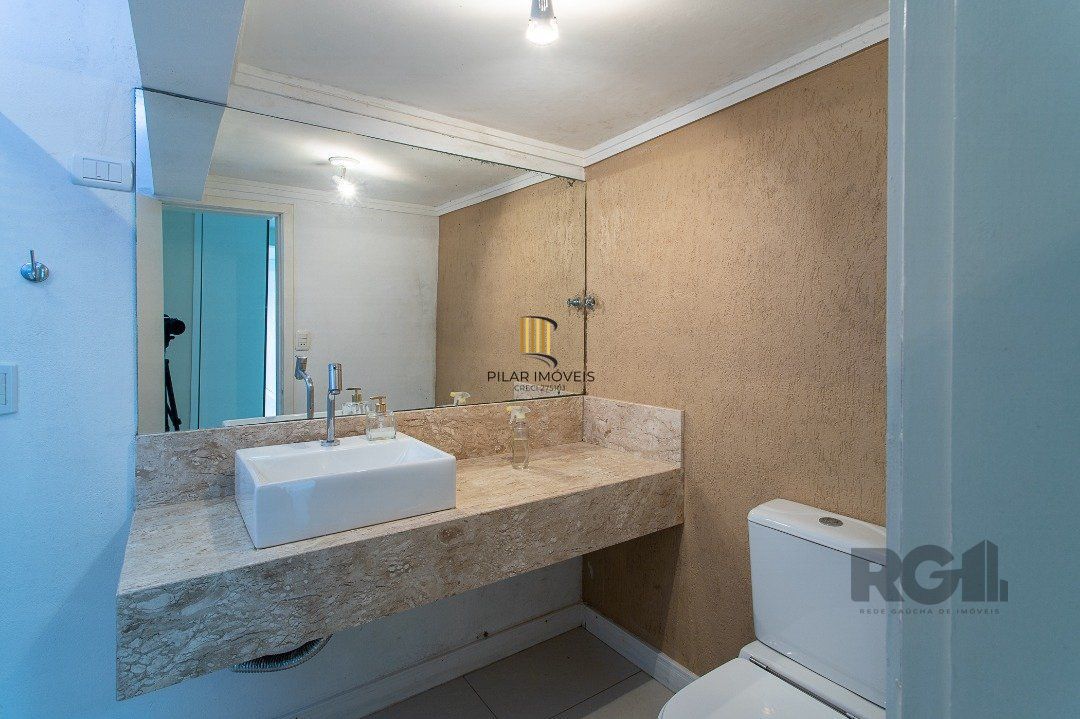Casa 3 dormitórios no bairro Vila Nova