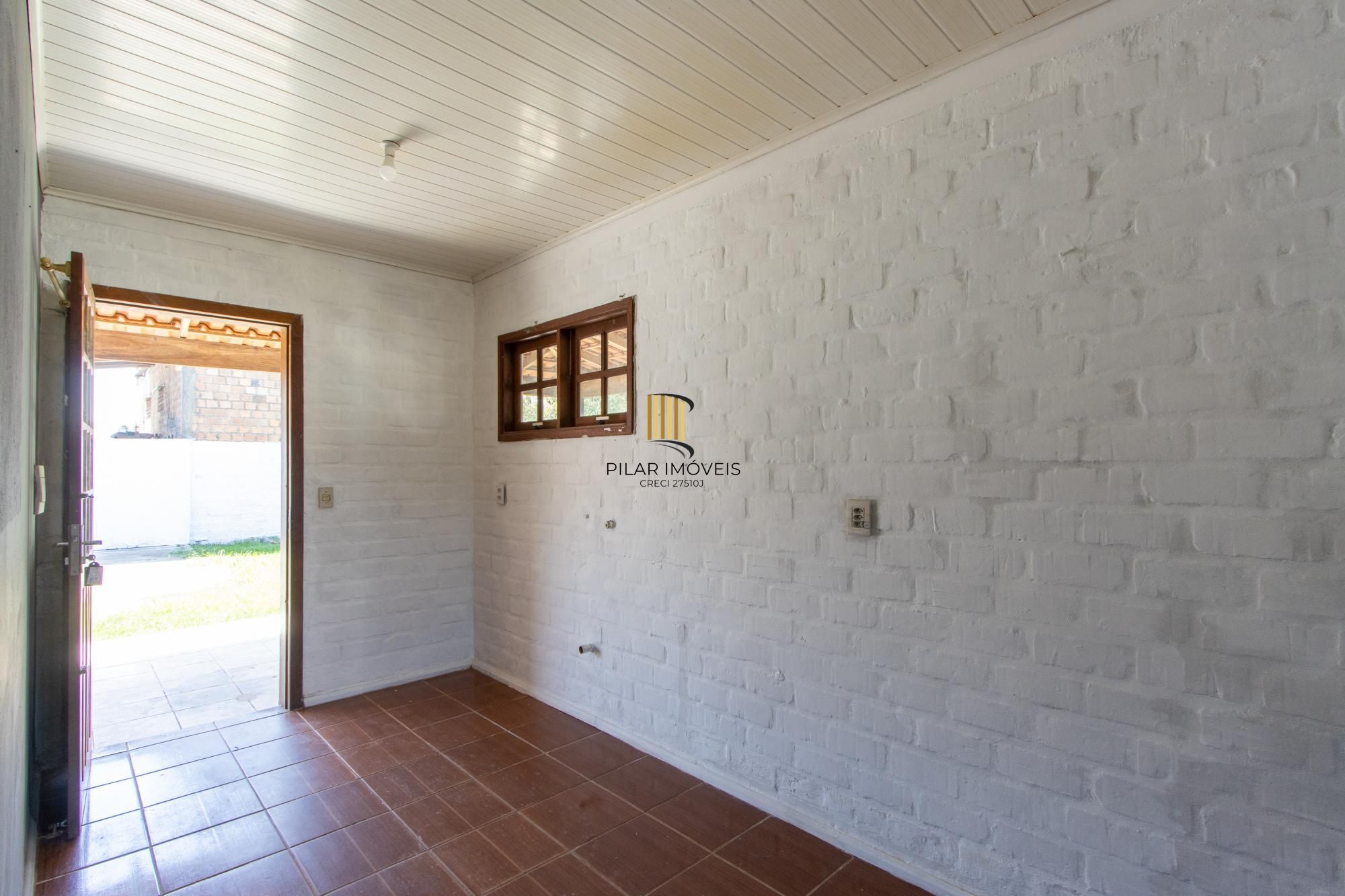 Casa 2 dormitórios no bairro Ponta Grossa