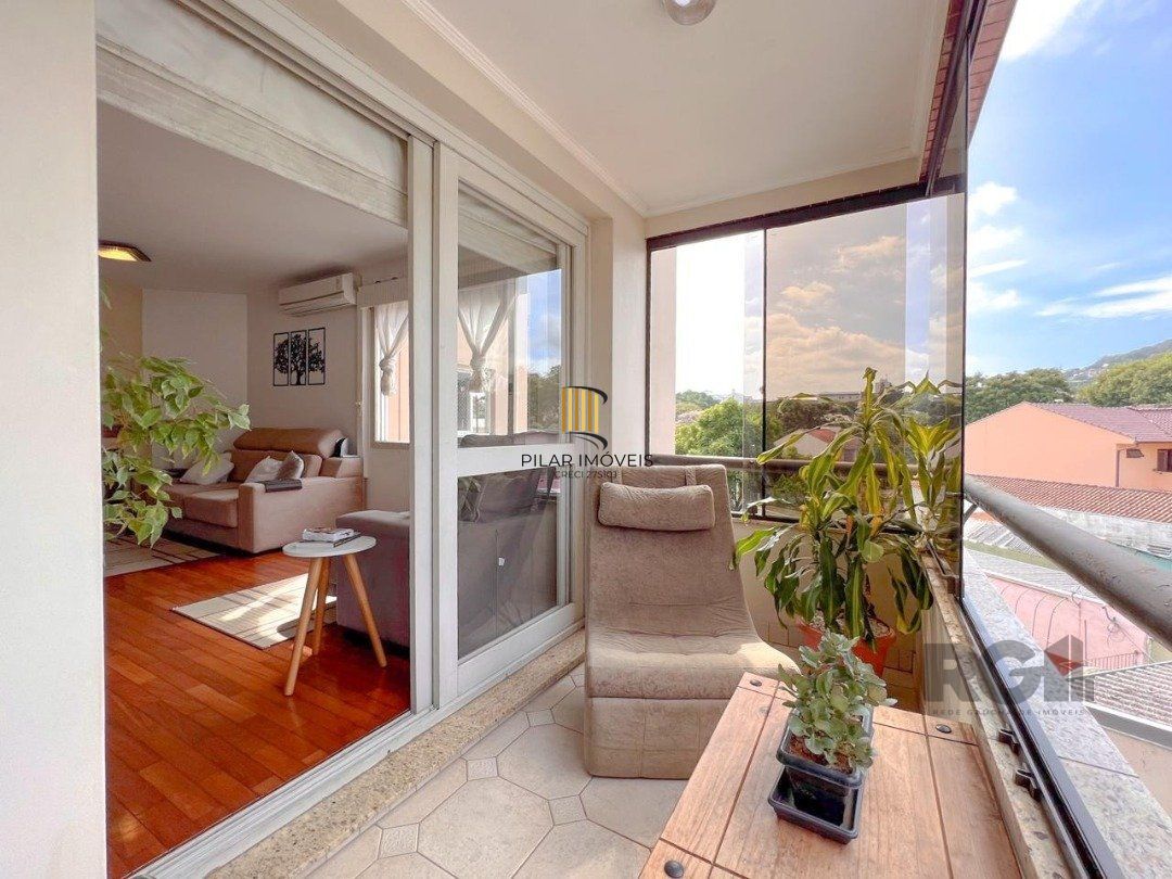 Amplo apartamento à venda com 168m² privativos