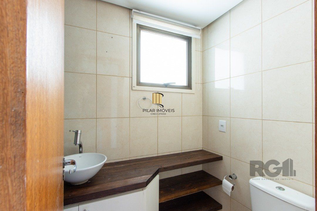 Apartamento de 3 dormitórios, sendo 1 suíte, 1 vaga de garagem, infra completa no bairro Tristeza