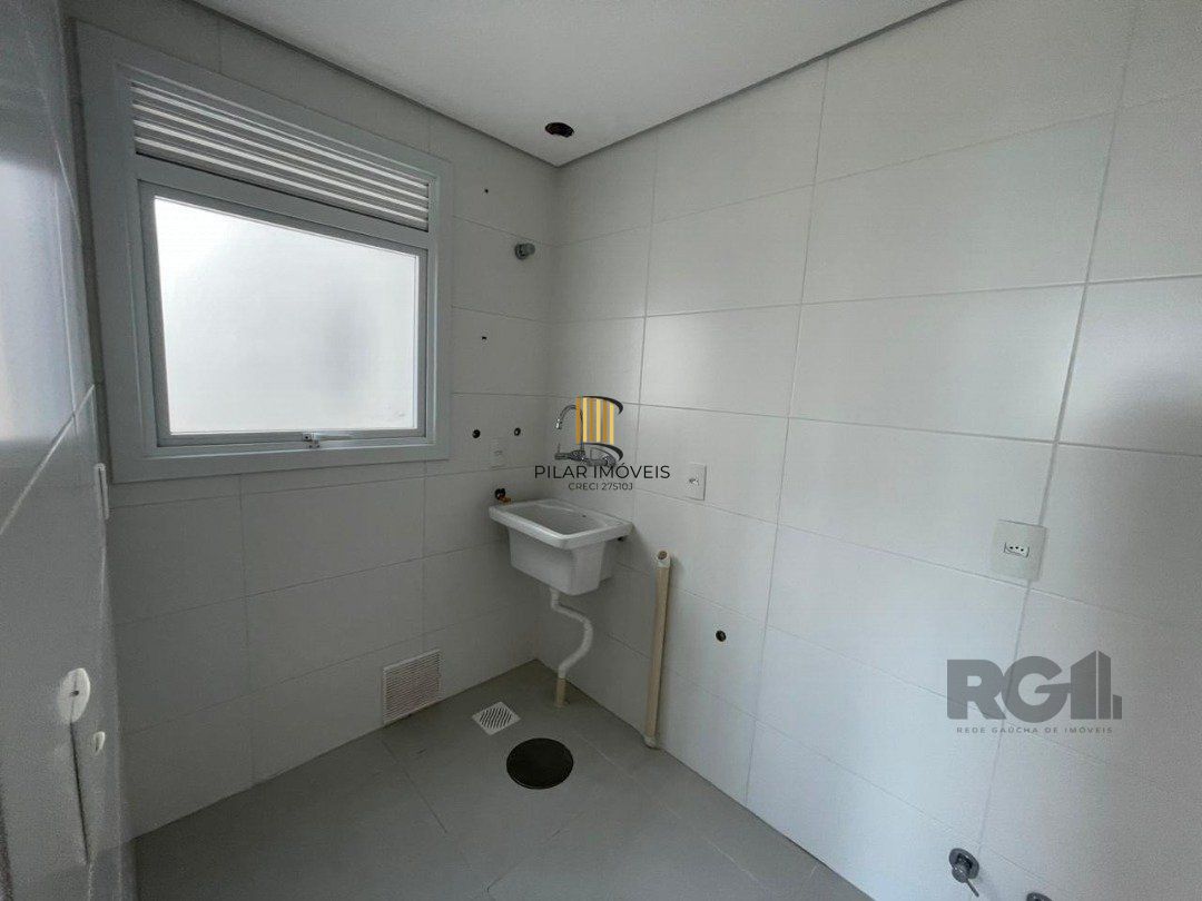 Duplex 3 dormitórios no bairro Atlântida