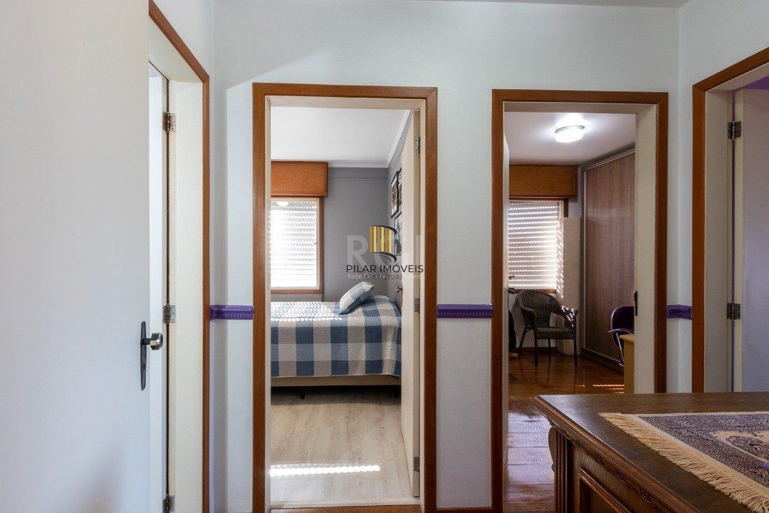 Apartamento para Venda - 104m², 3 dormitórios, sendo 1 suites, 1 vaga - Floresta