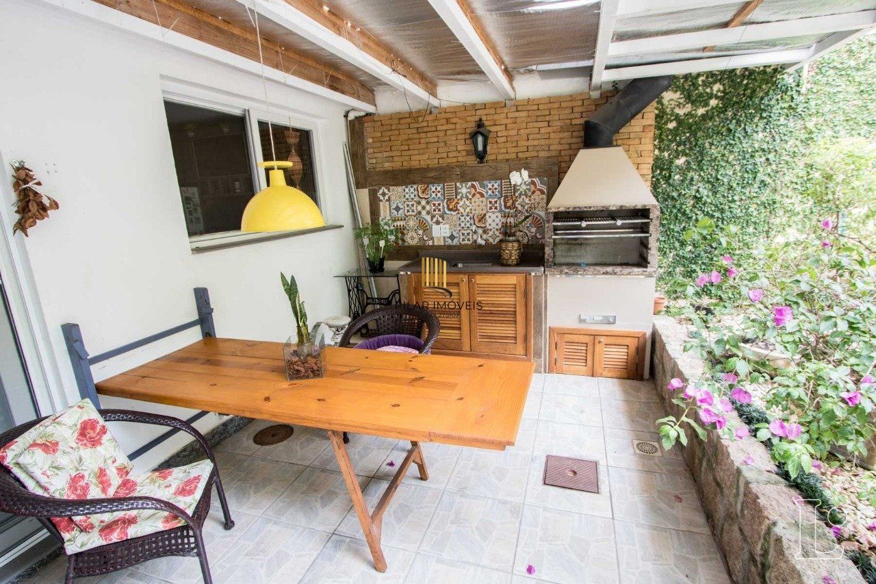 Casa Condominio para Venda - 273.79m², 3 dormitórios, sendo 3 suites, 4 vagas - Espírito Santo
