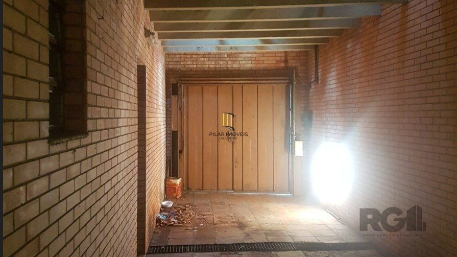 Terreno de esquina em bairro nobre da capital