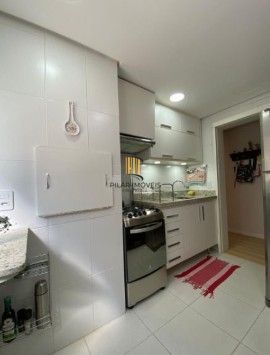 Apartamento 2 dormitórios com suíte e 2 vagas no Menino Deus